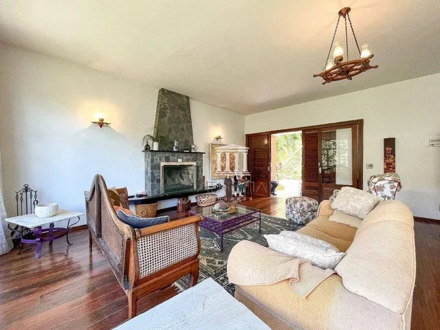 Imagem 4: Casa com 4 Dormitórios À Venda, 327 M² por R$ 970.000,00 - Albuquerque