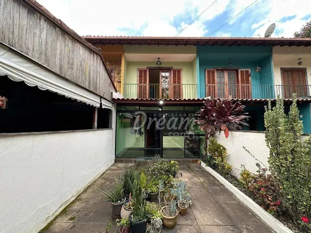 Imagem: Casa com 3 Dormitórios À Venda, 120 M²