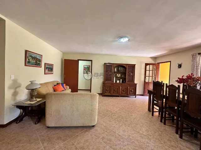 Imagem 7: Casa para Venda com 5 Quartos Sendo 3 Suítes, 302 M² em Sebastiana - Teresópolis/Rj
