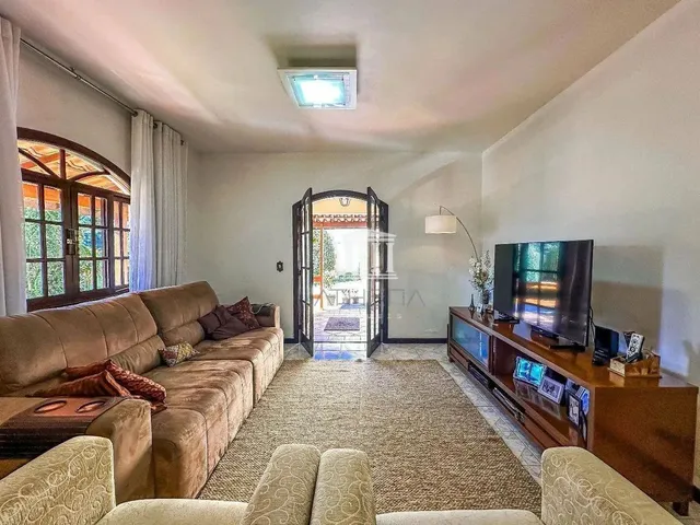 Imagem 7: Casa com 3 Dormitórios À Venda, 285 M² por R$ 1.100.000,00 - Araras - Teresópolis/Rj