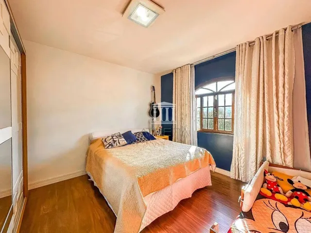 Imagem 11: Casa com 3 Dormitórios À Venda, 285 M² por R$ 1.100.000,00 - Araras - Teresópolis/Rj