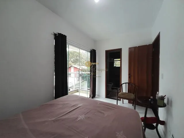 Imagem 2: Casa para Venda em Teresópolis, Pessegueiros, 3 Dormitórios, 1 Suíte, 2 Banheiros, 2