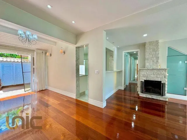 Imagem 8: Casa com 3 Dormitórios À Venda, 128 M² por R$ 850.000,00 - Albuquerque