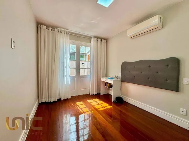 Imagem 9: Casa com 3 Dormitórios À Venda, 128 M² por R$ 850.000,00 - Albuquerque