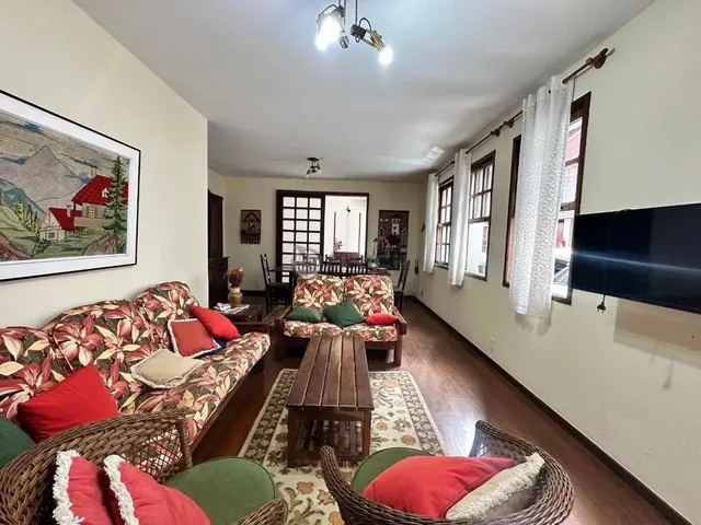 Imagem: Casa com 3 Quartos Sendo 1 Suíte Dependência