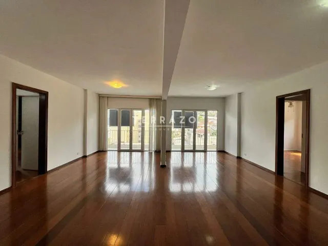 Imagem: Apartamento À Venda, 5 Quartos, 3 Suítes