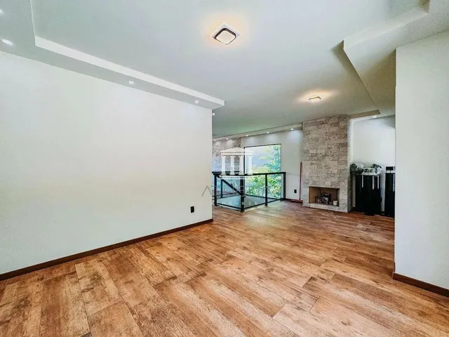 Imagem 2: Casa com 3 Dormitórios À Venda, 150 M² por R$ 850.000,00 - Albuquerque