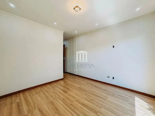 Imagem 3: Casa com 3 Dormitórios À Venda, 150 M² por R$ 850.000,00 - Albuquerque