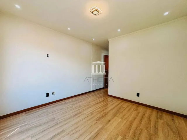 Imagem 13: Casa com 3 Dormitórios À Venda, 150 M² por R$ 850.000,00 - Albuquerque