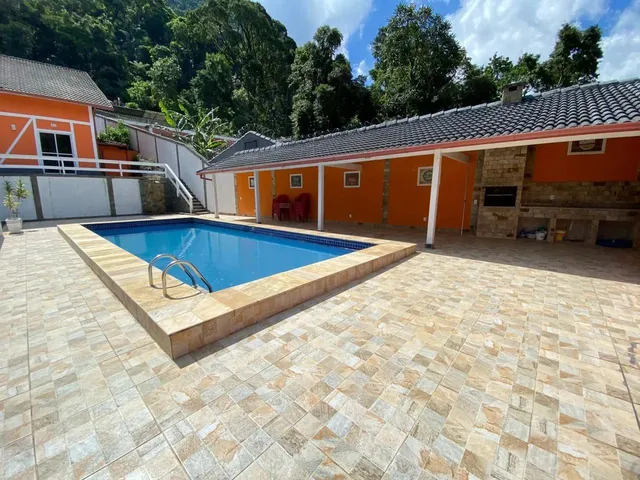 Imagem: Casa em Condomínio para Venda em Teresópolis