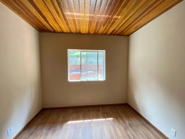Imagem 9: Casa em Condomínio para Venda em Teresópolis, Granja Guarani, 3 Dormitórios, 1 Suíte