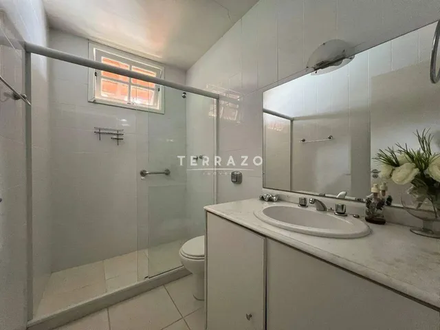Imagem 3: Casa em Condomínio À Venda, 5 Quartos, 3 Suítes, 3 Vagas, Albuquerque - Teresópolis/Rj