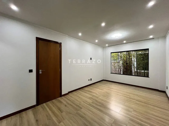 Imagem 12: Casa À Venda, 3 Quartos, 3 Suítes, 2 Vagas, Albuquerque - Teresópolis/Rj