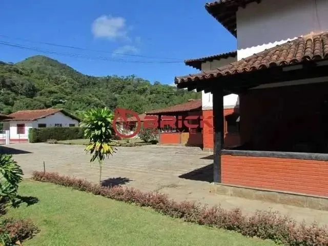 Imagem 3: Casa com 4 Quartos Sendo 2 Suítes, 8.000 M² de Terreno em Condomínio em Albuquerque