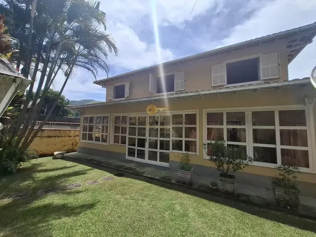Imagem 10: Casa para Venda em Teresópolis, Três Córregos, 4 Dormitórios, 1 Suíte, 4 Banheiros
