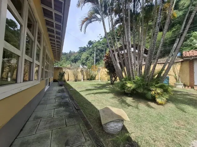 Imagem 15: Casa para Venda em Teresópolis, Três Córregos, 4 Dormitórios, 1 Suíte, 4 Banheiros