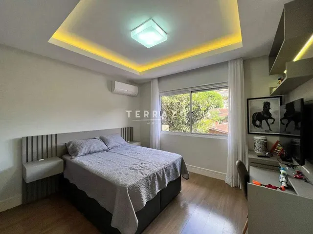 Imagem 7: Casa em Condomínio À Venda, 4 Quartos, 4 Suítes, 3 Vagas, Panorama - Teresópolis/Rj