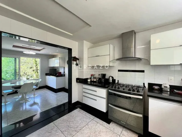 Imagem 5: Casa em Condomínio À Venda, 5 Quartos, 4 Suítes, 4 Vagas, Comary - Teresópolis/Rj