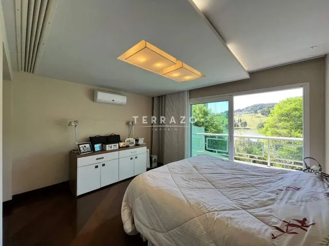 Imagem 4: Casa em Condomínio À Venda, 5 Quartos, 4 Suítes, 4 Vagas, Comary - Teresópolis/Rj