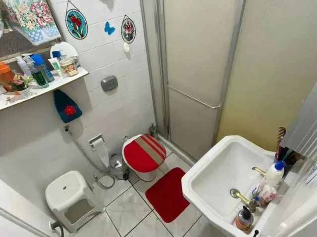 Imagem 6: Imóvel para Venda com 100 Metros Quadrados com 4 Quartos em Várzea - Teresópolis - Rj