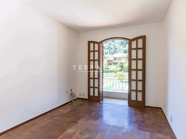 Imagem 5: Casa em Condomínio À Venda, 5 Quartos, 1 Suíte, 10 Vagas, Comary - Teresópolis/Rj