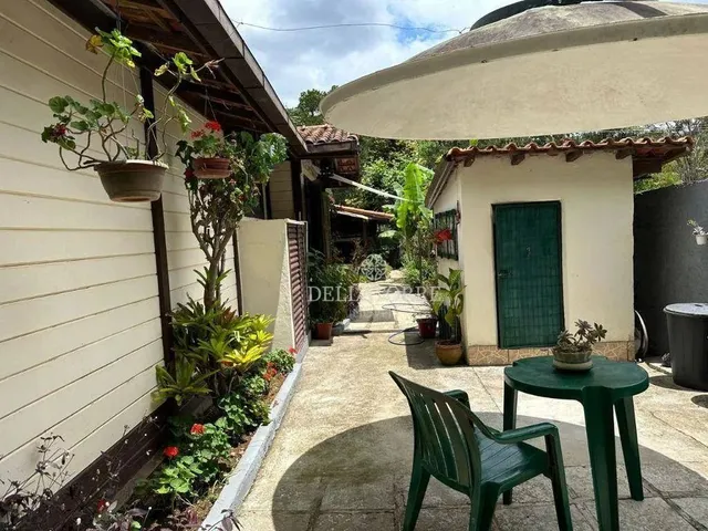 Imagem 5: Casa com 4 Dormitórios À Venda, 211 M² por R$ 910.000,00 - Albuquerque