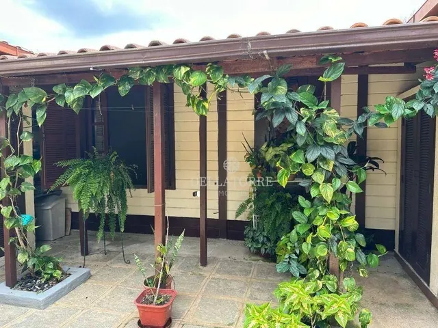 Imagem 2: Casa com 4 Dormitórios À Venda, 211 M² por R$ 910.000,00 - Albuquerque