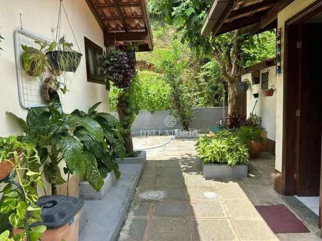 Imagem 6: Casa com 4 Dormitórios À Venda, 211 M² por R$ 910.000,00 - Albuquerque