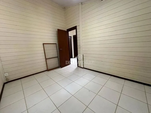 Imagem 16: Casa com 4 Dormitórios À Venda, 211 M² por R$ 910.000,00 - Albuquerque