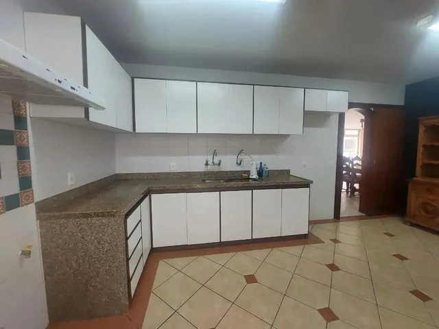 Imagem 16: Imóvel para Venda com 176 Metros Quadrados com 3 Quartos em Várzea - Teresópolis - Rj