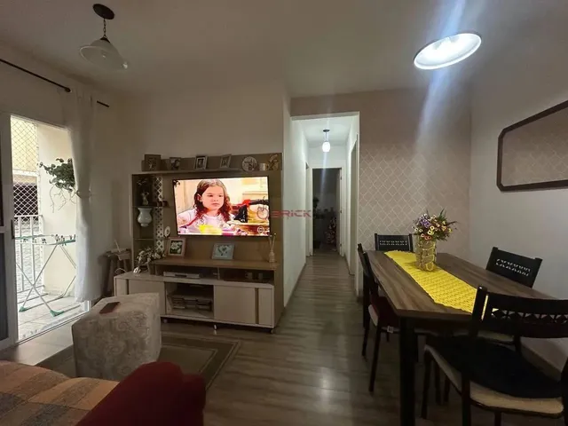 Imagem: Apartamento Térreo com 2 Quartos Sendo