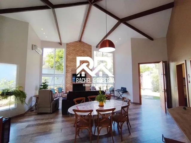 Imagem 4: Casa Linear em Condomínio com 4 Quartos
