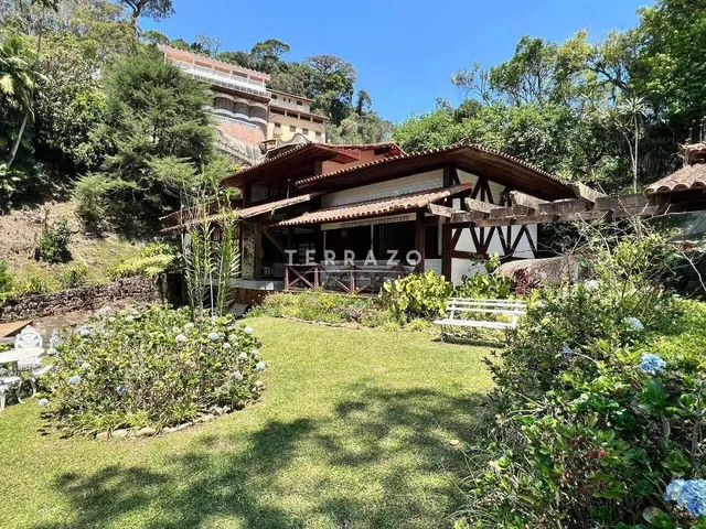 Imagem 1: Casa À Venda, 3 Quartos, 1 Suíte, 8 Vagas, Parque do Ingá - Teresópolis/Rj
