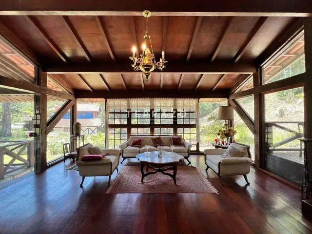 Imagem 7: Casa À Venda, 3 Quartos, 1 Suíte, 8 Vagas, Parque do Ingá - Teresópolis/Rj