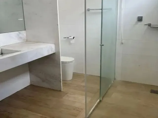 Imagem 8: Casa Duplex À Venda com 3 Dormitórios (3 Suítes, Sendo 1 Master com Closet e Ban