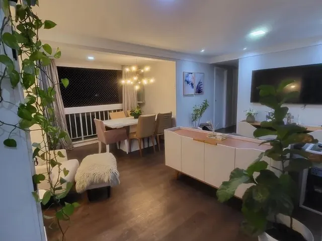 Imagem 1: Vendo Apartamento com 80M2 Reformado e Mobiliado, Varanda Vista Mar, 3/4, 2 Suítes, 2