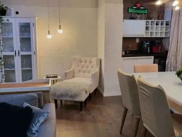 Imagem 4: Vendo Apartamento com 80M2 Reformado e Mobiliado, Varanda Vista Mar, 3/4, 2 Suítes, 2
