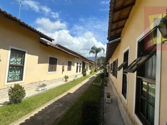 Imagem: Village com 2 Dormitórios À Venda, 67