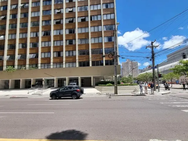 Imagem 1: Aparatamento À Venda em Frente Ao Shopping Muller no Edifício Dona Virgínia no Centro