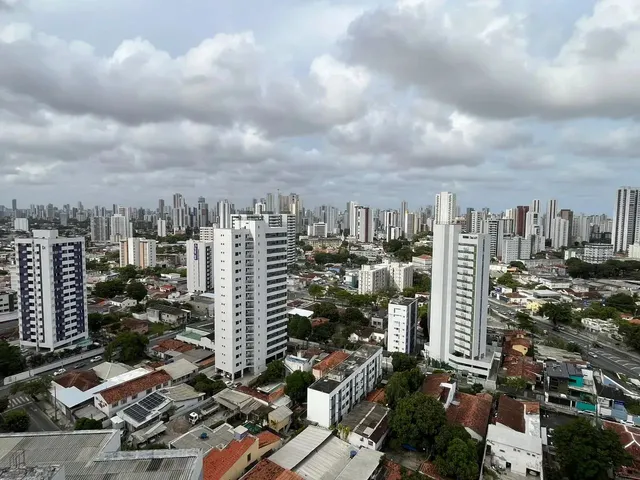 Imagem: O apartamento possui 3 Dormitórios, 1 Suíte, 2 Banheiros,