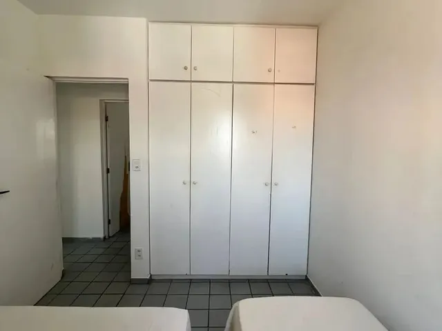 Imagem 5: Oportunidade - Apto com 3/4 Entre a Ponta Verde e Pajuçara