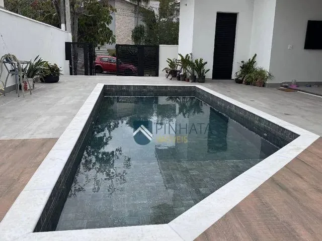 Imagem: Casa com 3 Dormitórios À Venda, 260 M²