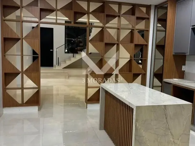 Imagem: A casa em condomínio possui 3 Dormitórios, 3 Suítes, 4