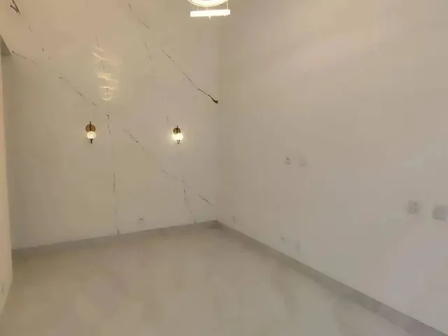 Imagem 9: Casa com 3 Dormitórios À Venda, 147 M² por R$ 750.000,00 - Setor Serra Dourada