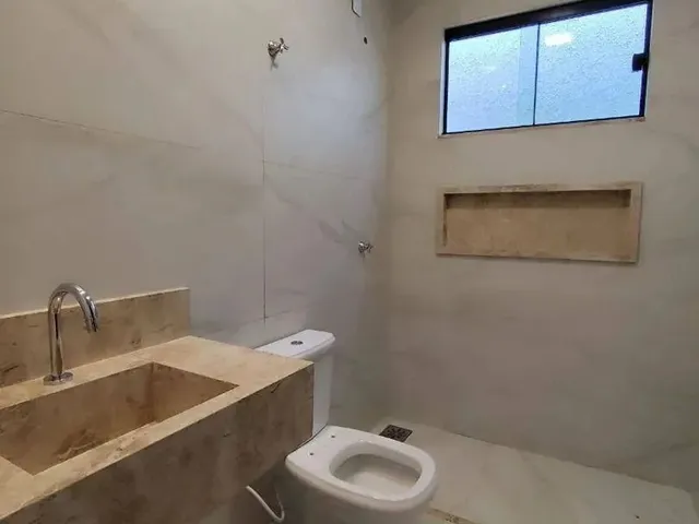 Imagem 7: Casa com 3 Dormitórios À Venda, 147 M² por R$ 750.000,00 - Setor Serra Dourada