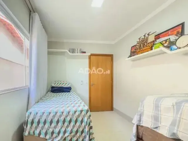 Imagem 7: Casa Grande com Varanda de 3 Quartos