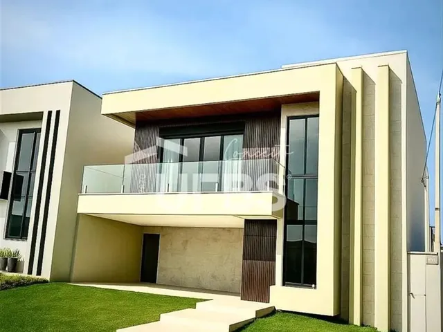 Imagem 1: Belíssimo Sobrado no Jardins Capri 248M2 de Área Construída - 275M2 de Terreno