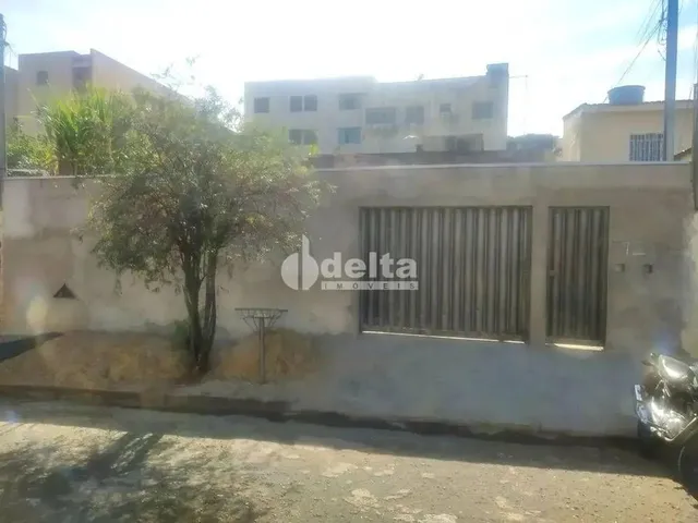 Imagem: Casa Disponível para Venda no Bairro Daniel