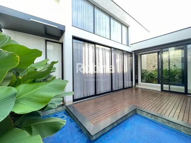 Imagem: Casa À Venda, 4 Quartos, Grand Ville