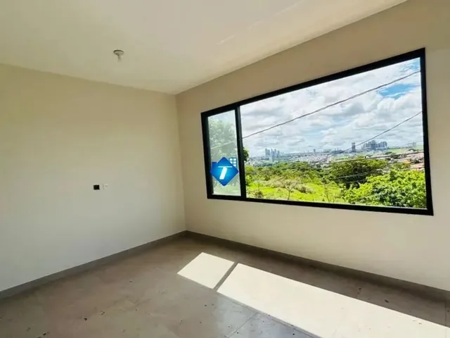 Imagem: Linda Casa no Cidade Jardim com 3 Suítes